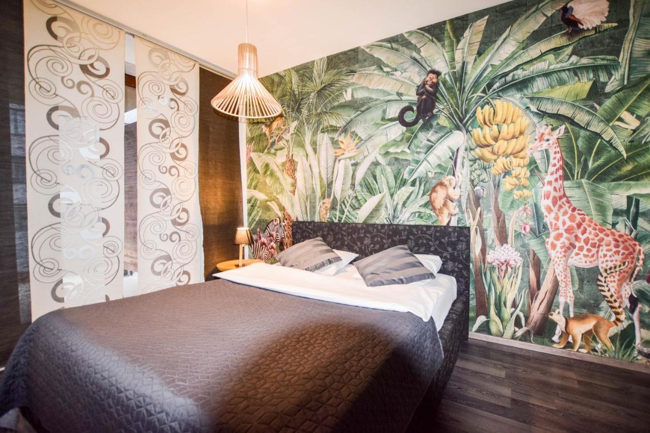 Apartament Z Widokiem Na Wawel W Centrum Miasta Krakau Exterior foto